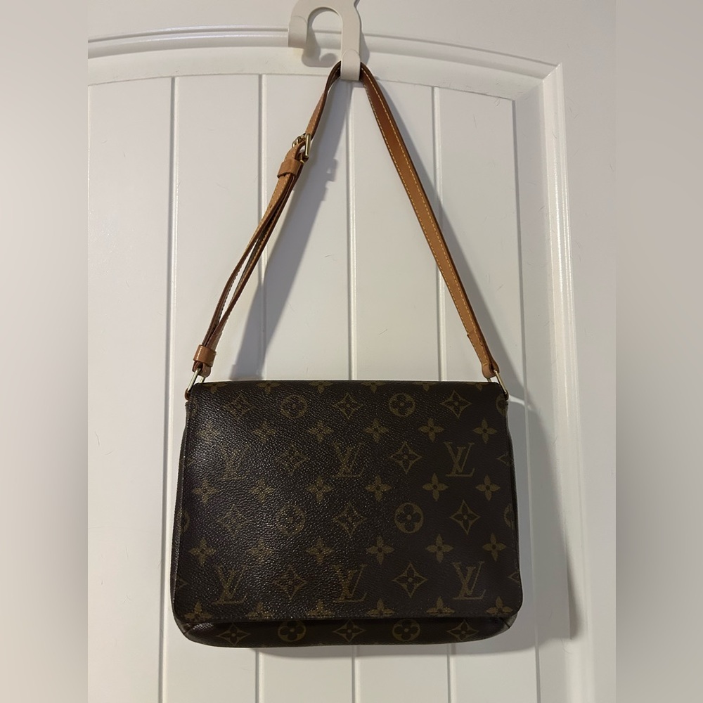 Louis Vuitton Musette Tango Shoulder Bag